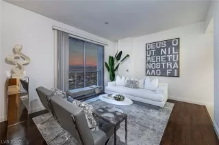 Photo #2: 2245985 Listing 