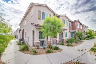 Photo #1: 2246001 Listing