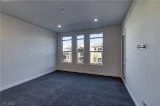 Photo #6: 2246012 Listing