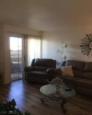 Photo #5: 2246045 Listing 