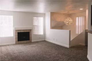 Photo #4: 2246059 Listing