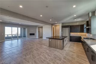 Photo #3: 2246132 Listing