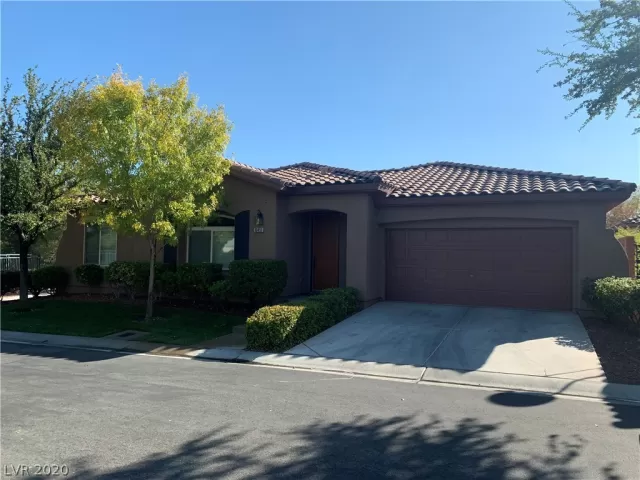 MLS: 2246133 Condo For Sale