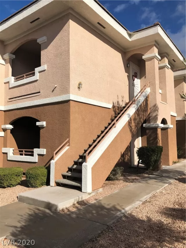 MLS: 2246134 Condo For Sale