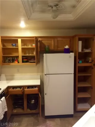 Photo #4: 2246156 Listing