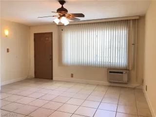 Photo #5: 2246158 Listing 