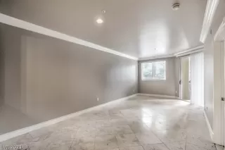 Photo #2: 2246264 Listing