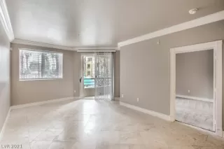 Photo #3: 2246264 Listing