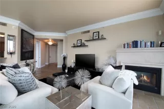 Photo #2: 2246272 Listing 