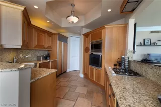 Photo #5: 2246272 Listing 