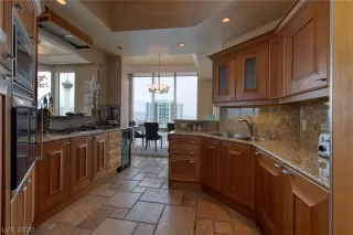 Photo #6: 2246272 Listing 