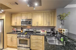 Photo #5: 2246277 Listing 