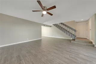 Photo #1: 2246327 Listing