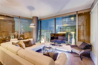 Photo #3: 2246390 Listing 