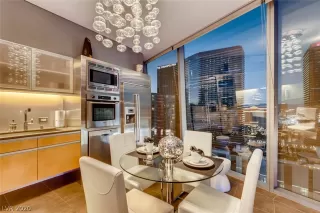 Photo #6: 2246390 Listing 