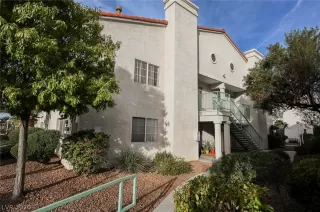 Photo #4: 2246393 Listing