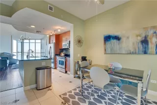 Photo #2: 2246418 Listing 