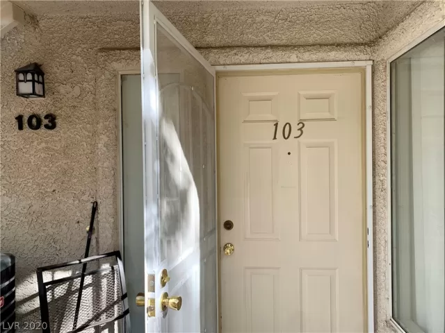 MLS: 2246422 Condo For Sale