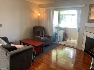 Photo #5: 2246422 Listing