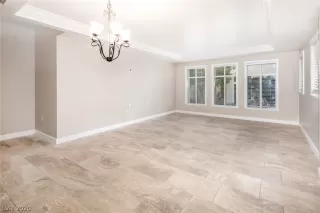 Photo #4: 2246462 Listing