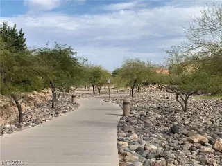 Photo #3: 2246470 Listing