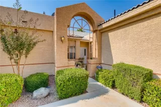 Photo #2: 2246480 Listing