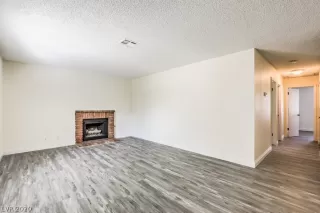 Photo #5: 2246522 Listing