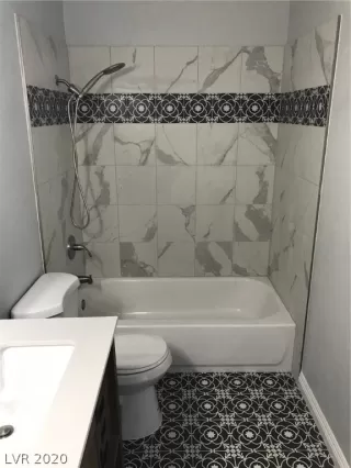 Photo #6: 2246587 Listing