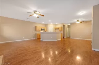 Photo #3: 2246606 Listing