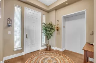 Photo #3: 2246611 Listing