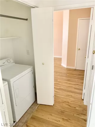 Photo #6: 2246618 Listing 