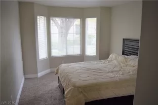 Photo #5: 2246723 Listing