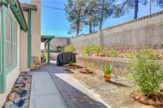 Photo #3: 2246732 Listing 