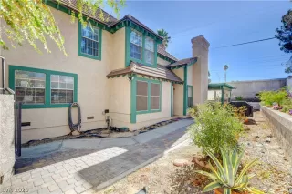 Photo #4: 2246732 Listing 