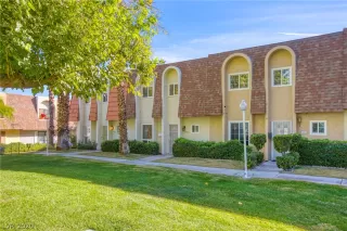 Photo #2: 2246773 Listing