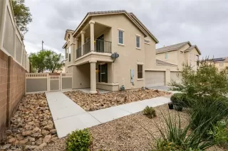 Photo #1: 2246780 Listing