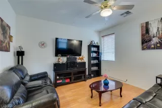 Photo #3: 2246780 Listing