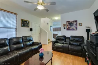 Photo #6: 2246780 Listing