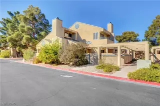 Photo #1: 2246817 Listing