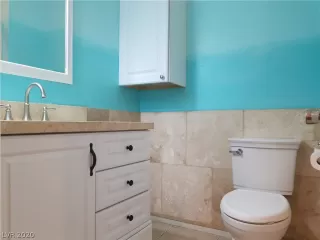 Photo #5: 2246827 Listing 