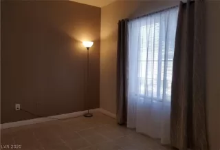 Photo #4: 2246873 Listing