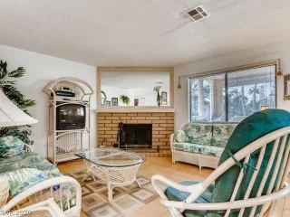 Photo #2: 2246880 Listing 