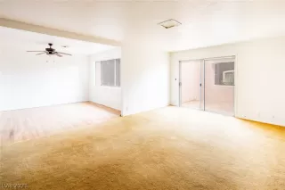 Photo #2: 2246882 Listing