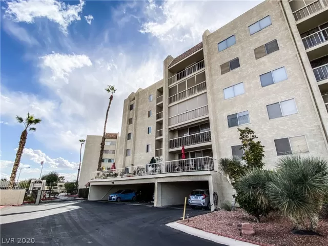 MLS: 2246924 Condo For Sale