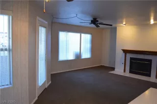 Photo #4: 2246927 Listing