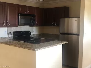 Photo #2: 2246928 Listing 