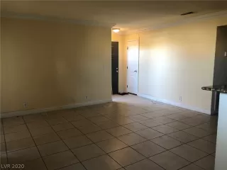 Photo #6: 2246928 Listing 