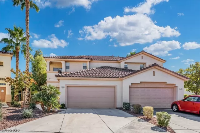 MLS: 2246946 Condo For Sale