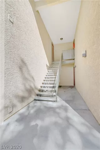 Photo #2: 2246965 Listing 