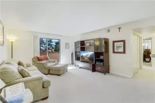 Photo #4: 2246965 Listing 